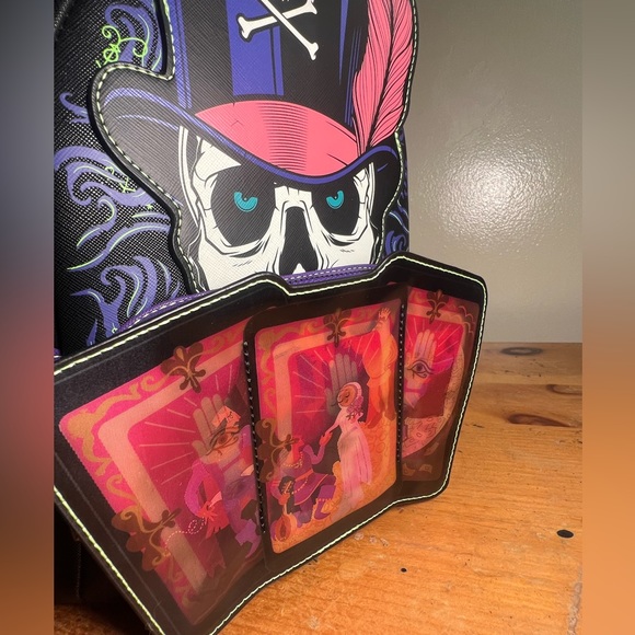 Disney Villains x Loungefly Dr Facilius Glow in the dark bag NWT - Picture 8 of 16